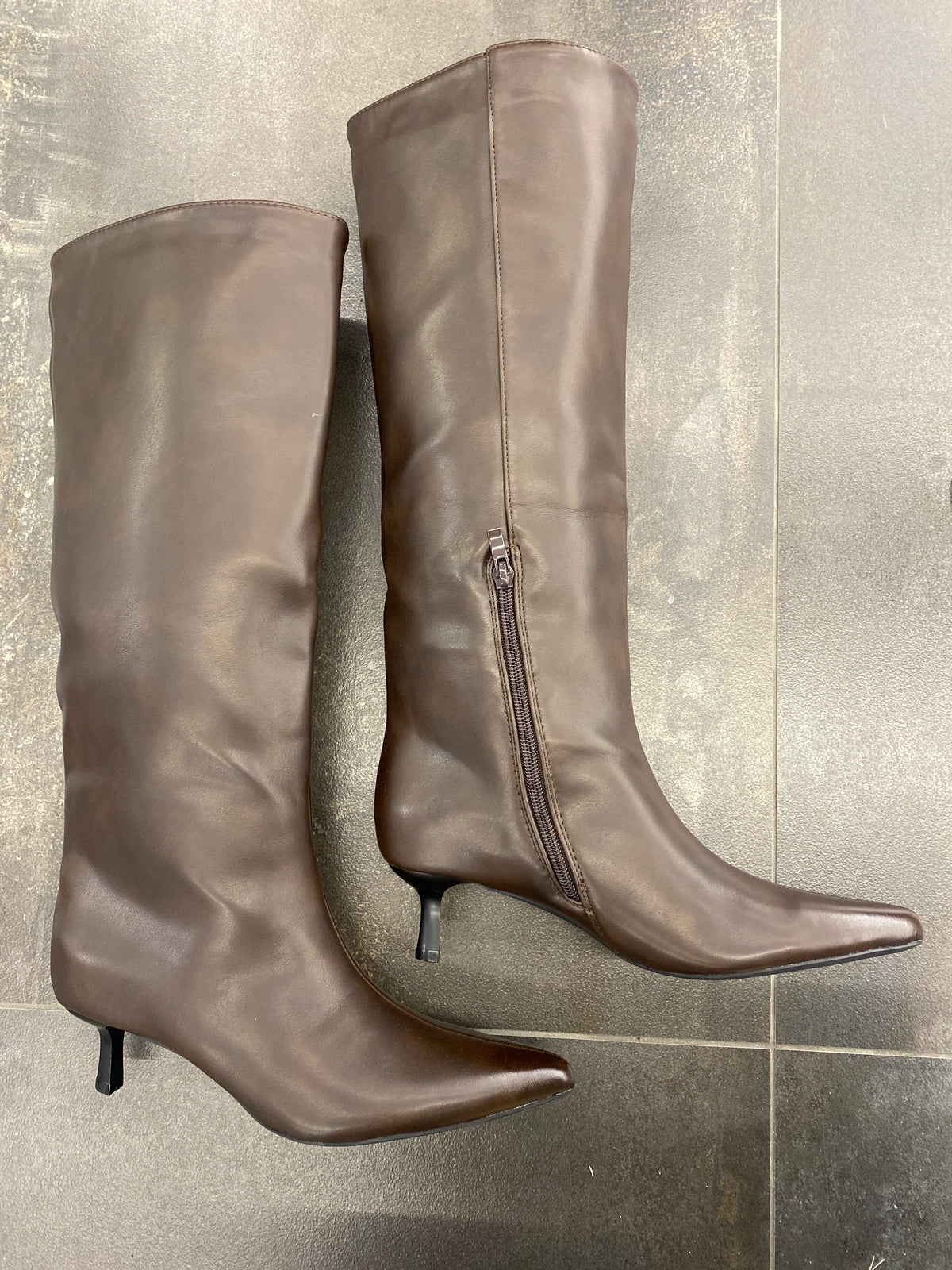 STIVALE CHARM (2325)